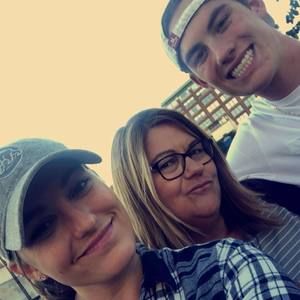 Meet your Posher, Carol